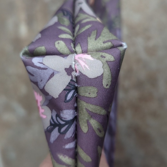 JuJuBe Sakura at Dusk Be Quick Bag - Picture 4 of 6